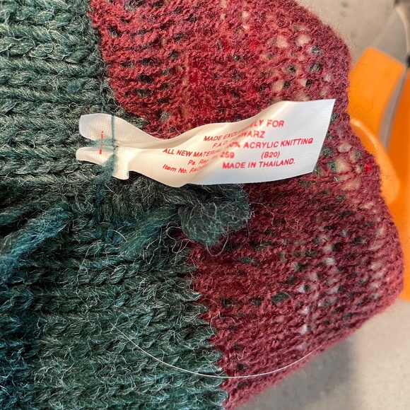 Vintage F.A.O. Schwartz dog knit stocking - Picture 7 of 7